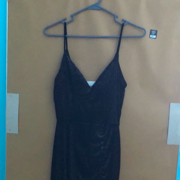 Prom dress - Picture 1 of 5